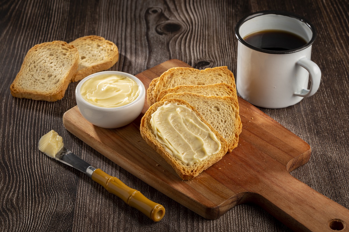 máslo toast snídaně